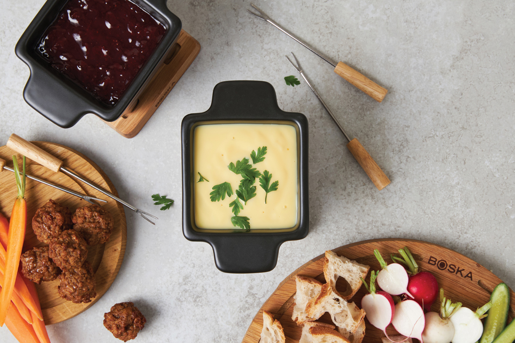 BOSKA Tapas Fondue Nero 300 ml — Keramik-Fondue-Set für zwei, mikrowellengeeignet, mit Logodruck