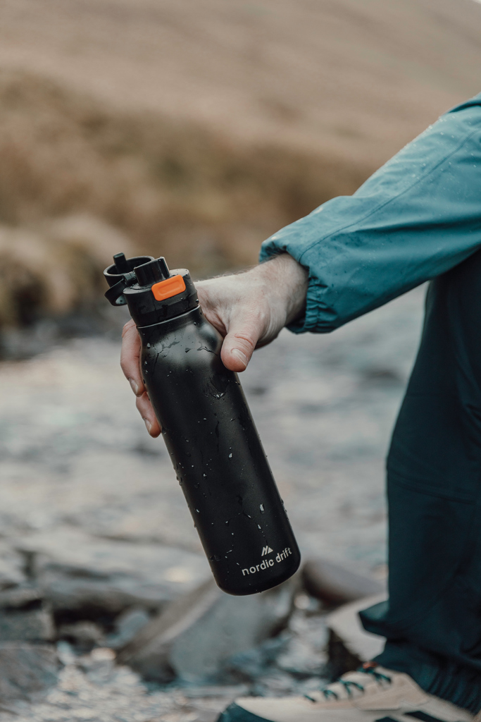 Nordic Drift Trail Wasserflasche 750ml aus 68 % recyceltem Edelstahl, RCS-zertifiziert, bedruckbar