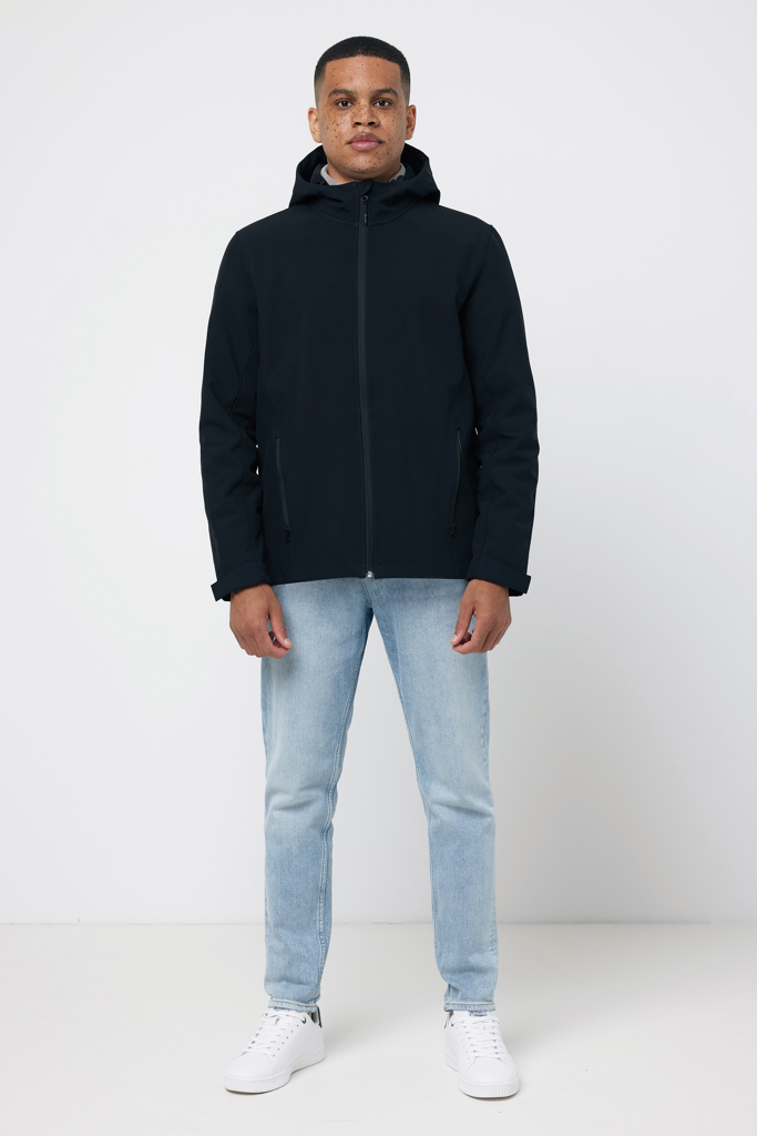 IQONIQ Makalu Herren-Softshelljacke aus 100% recyceltem Material mit Logo-Veredelung IQONIQ Makalu Herren-Softshelljacke aus 100% recyceltem Material mit Logo-Veredelung
