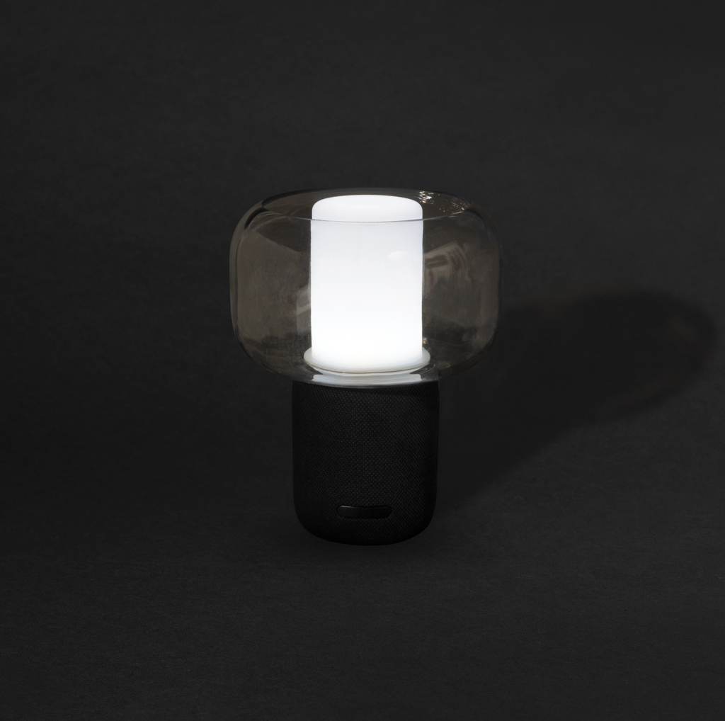 XD Xclusive Lux 10W Lautsprecherlampe aus RCS-recyceltem Kunststoff mit Logo-Werbeanbringung
