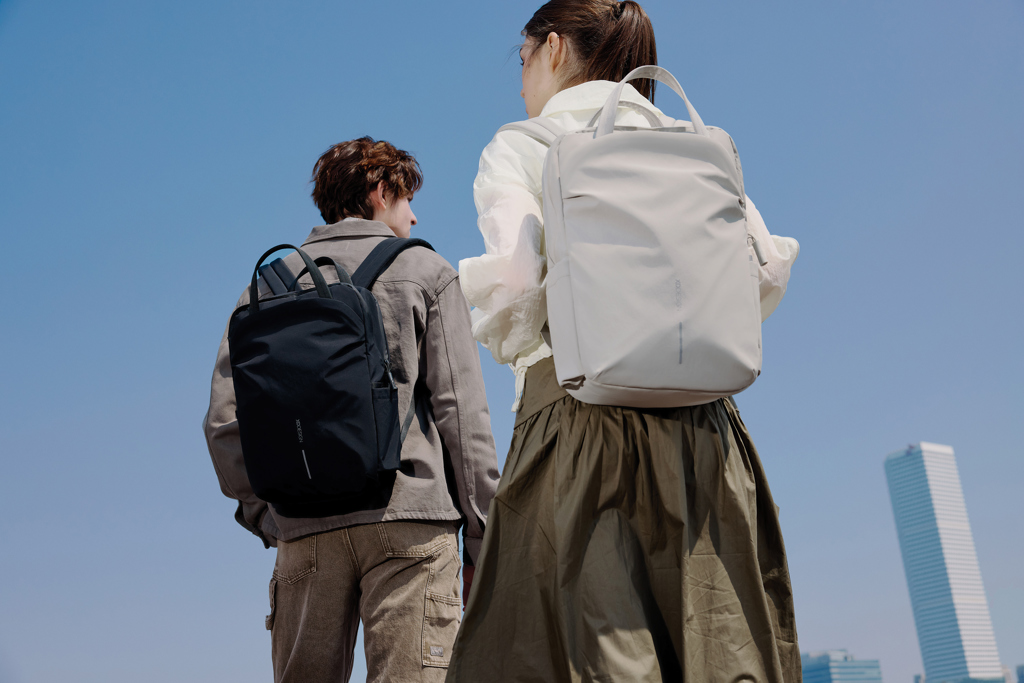 XD Design Soft Tote Rucksack mit Anti-Diebstahl-Duo-Zipper aus recyceltem Nylon XD Design Soft Tote Rucksack mit Anti-Diebstahl-Duo-Zipper aus recyceltem Nylon
