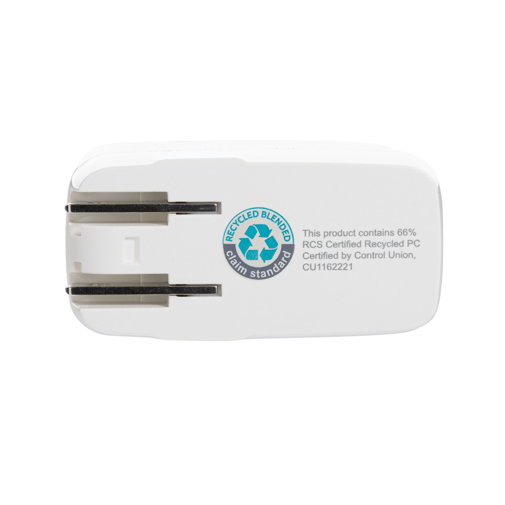 RCS-zertifiziert: 57% recycelt USB-C Reiseadapter, weiß