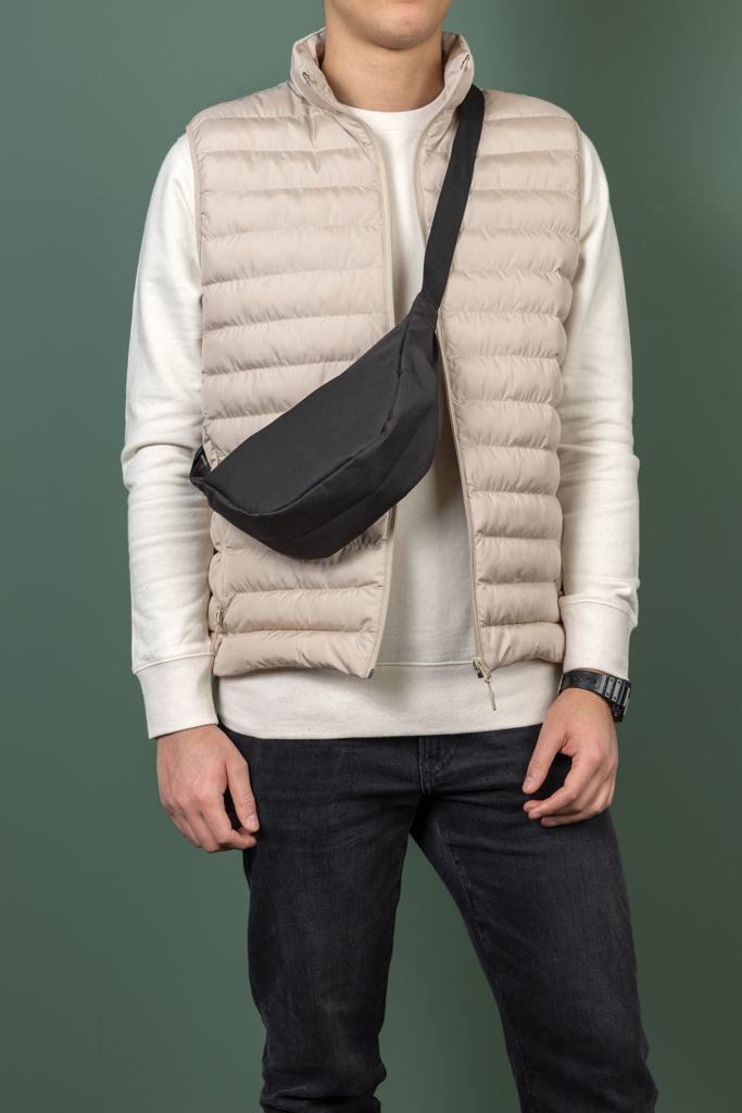 XD Collection Crescent AWARE RPET Sling-Tasche, recyceltes Polyester, bedruckbar XD Collection Crescent AWARE RPET Sling-Tasche, recyceltes Polyester, bedruckbar