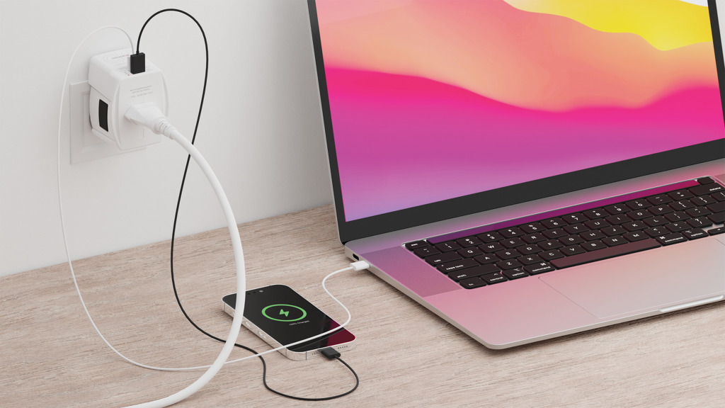 SKROSS 65W Reiseadapter USB‑C PD + USB, Kabel, weiß