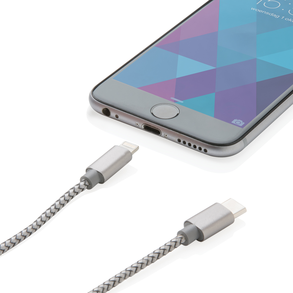 XD Collection 3-in-1 Ladekabel umwoben mit USB-C, Lightning und Micro-USB XD Collection 3-in-1 Ladekabel umwoben mit USB-C, Lightning und Micro-USB