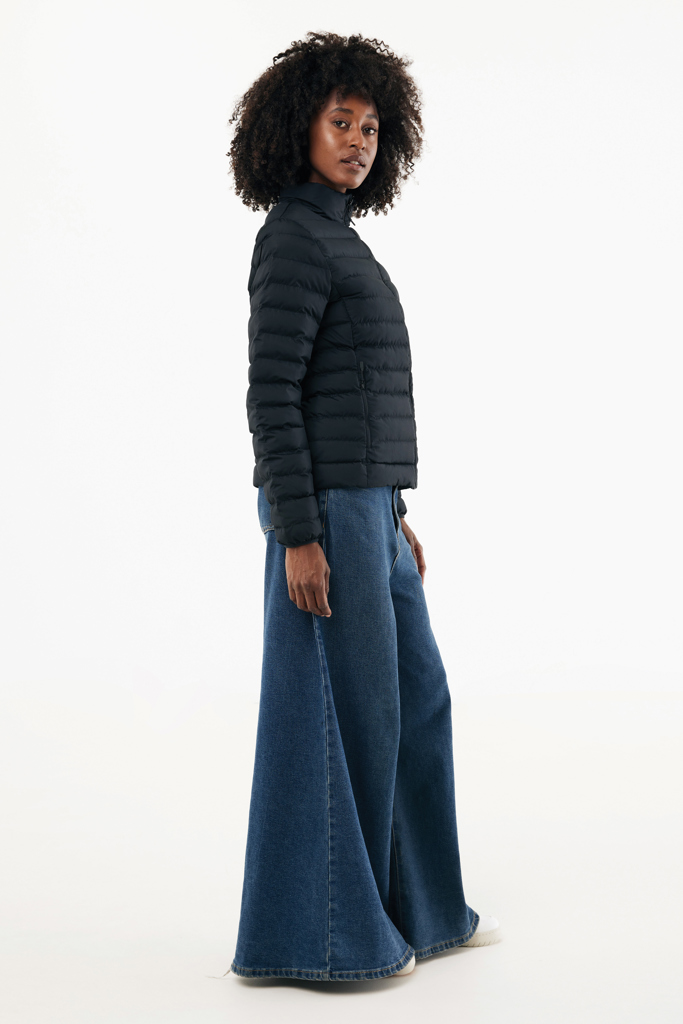 IQONIQ Maiko Damen Steppjacke aus 100% recyceltem Polyester – Werbeartikel mit Logo-Veredelung