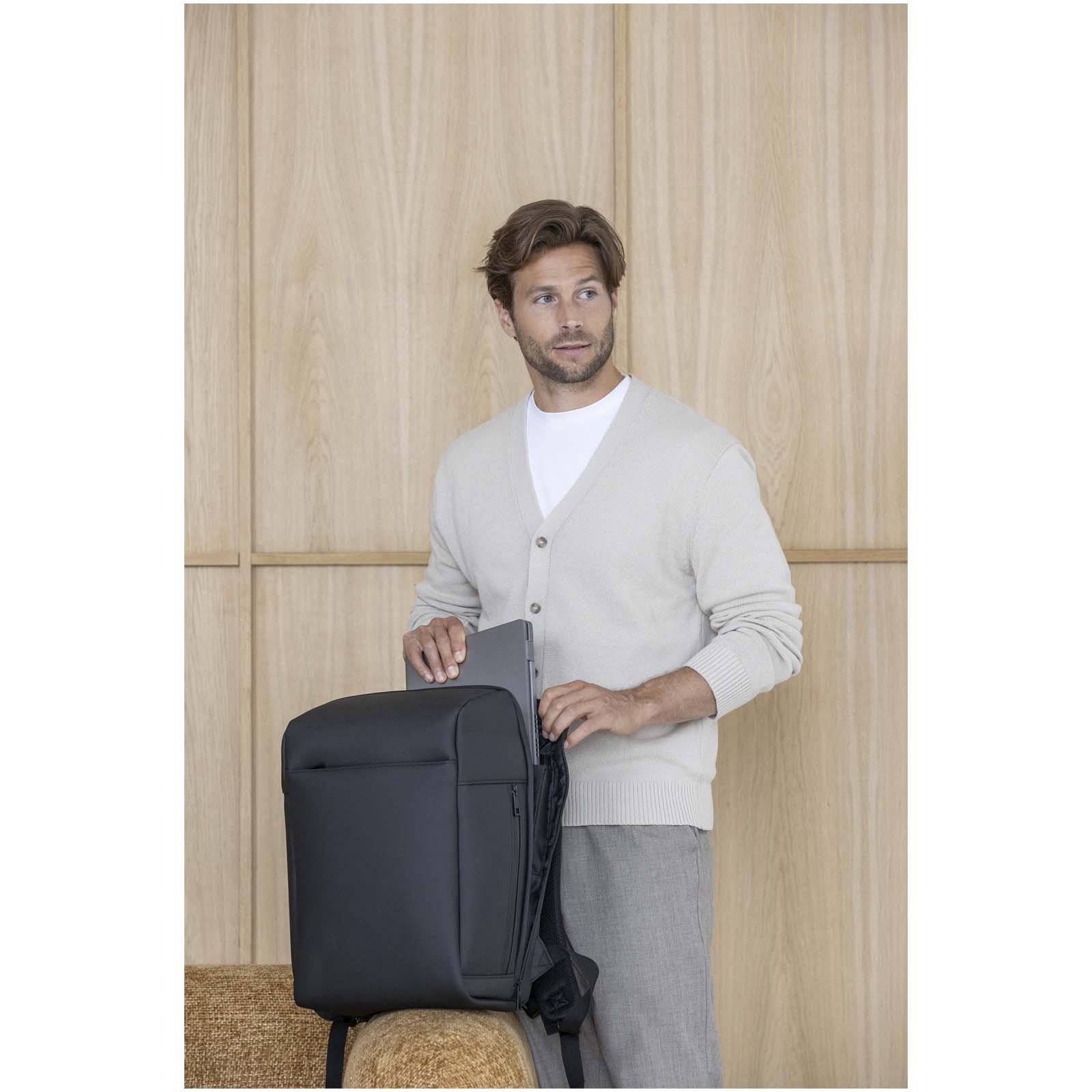 SMART 15" Laptop-Rucksack aus recyceltem Polyester, 18 L SMART 15" Laptop-Rucksack aus recyceltem Polyester, 18 L
