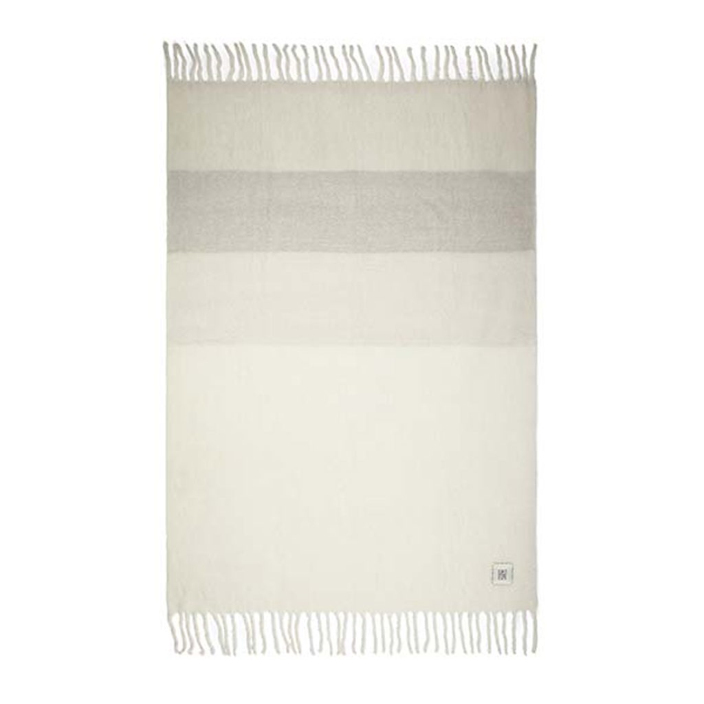 VINGA Saletto Wolldecke 170 × 130 cm, mulesing-frei, mit Kunstlederbadge veredelbar