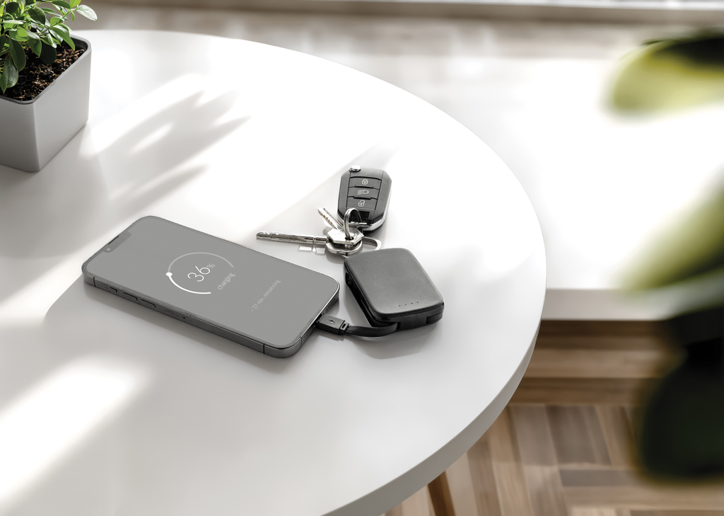 XD Collection Nexo Schlüsselanhänger-Powerbank 2.000 mAh mit Lightning- und USB-C-Kabel – bedruckbar