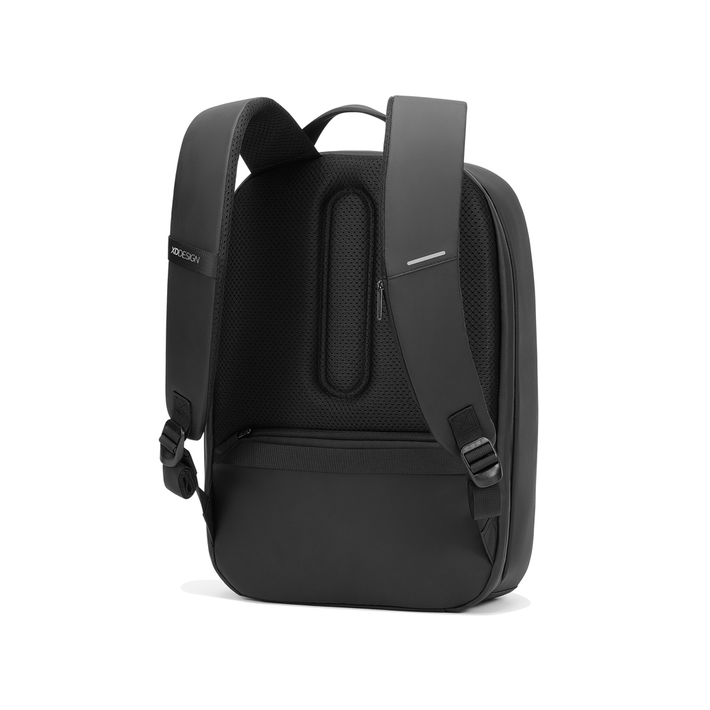 XD Design Bobby Edge Anti-Diebstahl-Rucksack aus R-PET mit RFID-Schutz und Logo-Veredelung XD Design Bobby Edge Anti-Diebstahl-Rucksack aus R-PET mit RFID-Schutz und Logo-Veredelung