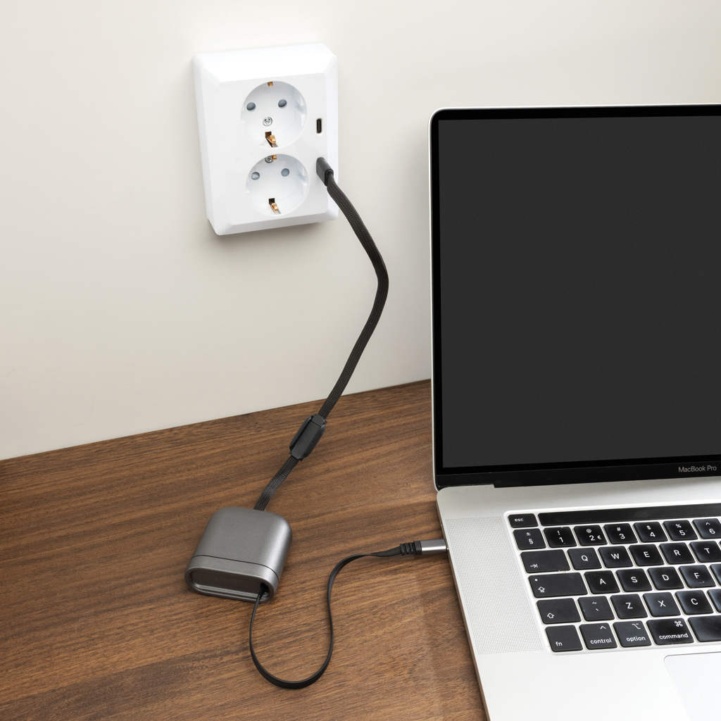 XD Xclusive Spira einziehbares USB-C-Ladekabel 100 W mit Logodruck