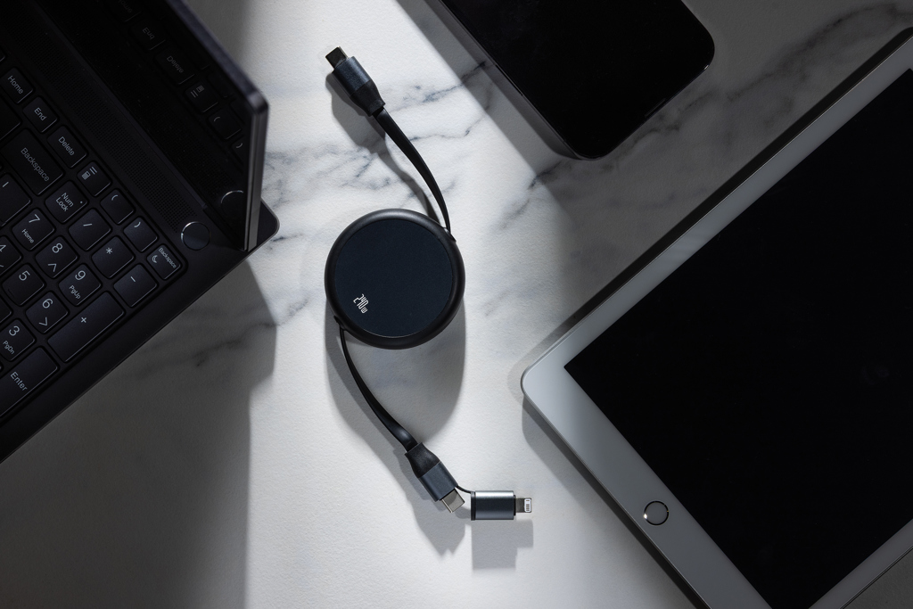 Terra 240W 2-in-1 Ladekabel ausziehbar aus RCS-recyceltem Aluminium mit Logo bedrucken Terra 240W 2-in-1 Ladekabel ausziehbar aus RCS-recyceltem Aluminium mit Logo bedrucken