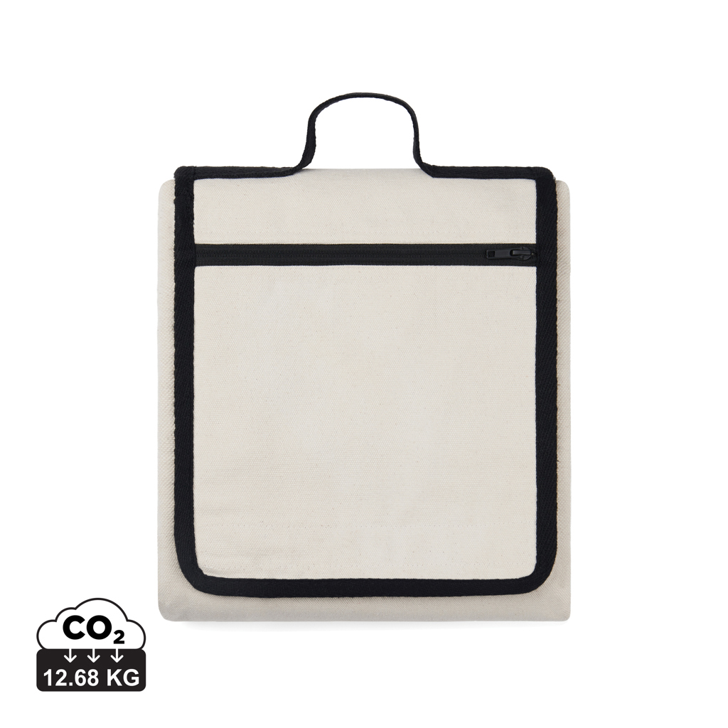 VINGA Volonne AWARE Picknickdecke aus recyceltem Canvas, 130 × 170 cm, mit Tasche, bestickbar