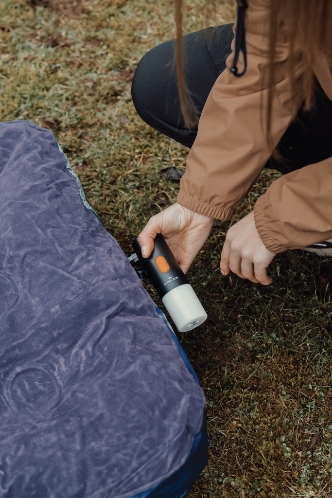 Nordic Drift Titan 2-in-1-Luftpumpe und Campinglampe mit Logo (Tampondruck) Nordic Drift Titan 2-in-1-Luftpumpe und Campinglampe mit Logo (Tampondruck)