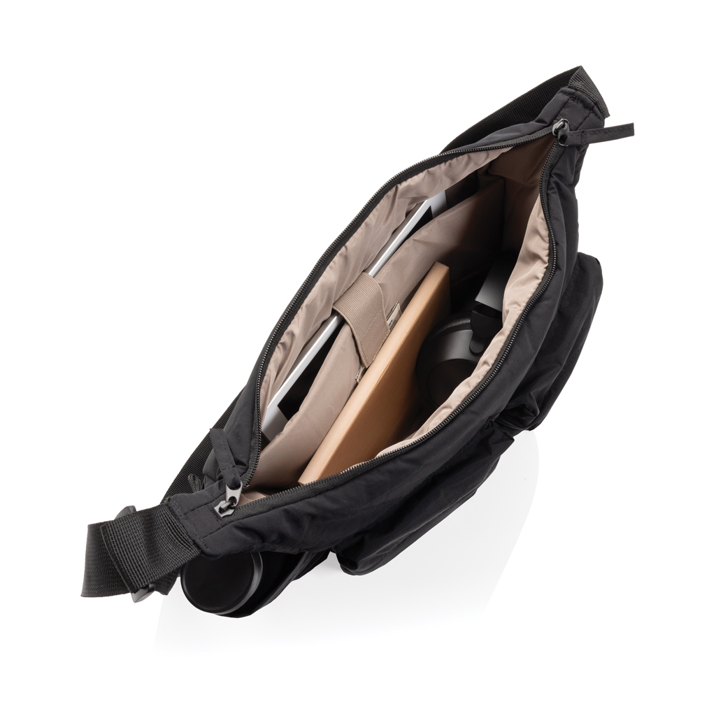 XD Xclusive KENTO URBAN gepolsterte Crossover-Tasche mit 46 % Recyclinganteil, bedruckbar XD Xclusive KENTO URBAN gepolsterte Crossover-Tasche mit 46 % Recyclinganteil, bedruckbar