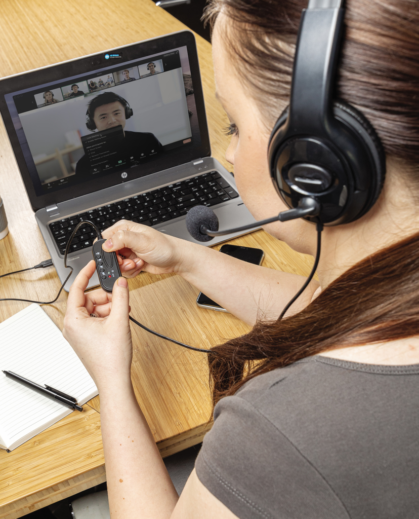 USB Over-Ear Headset mit Kabel und Mikrofon - XD Collection - bedruckbar mit Logo USB Over-Ear Headset mit Kabel und Mikrofon - XD Collection - bedruckbar mit Logo