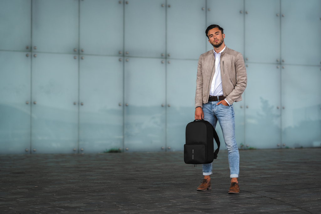 XD Design Flex Gym Bag — 2-in-1 Business-Rucksack und Sporttasche aus rPET, bedruckbar