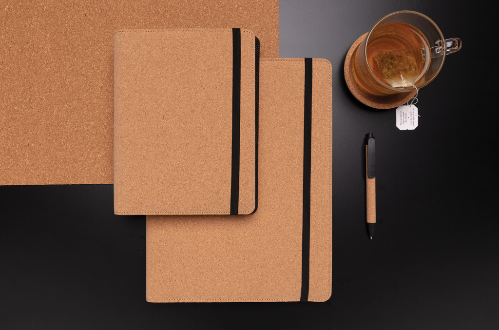 Kork A4 Portfolio-Set mit recyceltem Papier & Stift – braun