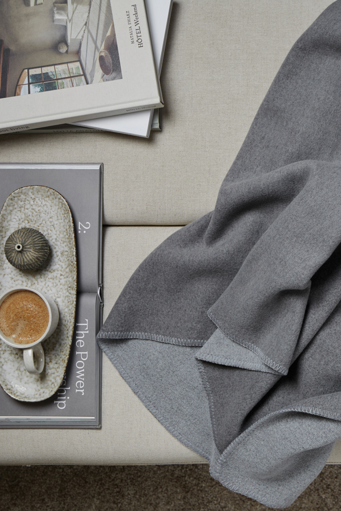 VINGA Moulton Decke aus 100% GRS-rPET, 170 × 130 cm, mit Logo-Veredelung VINGA Moulton Decke aus 100% GRS-rPET, 170 × 130 cm, mit Logo-Veredelung