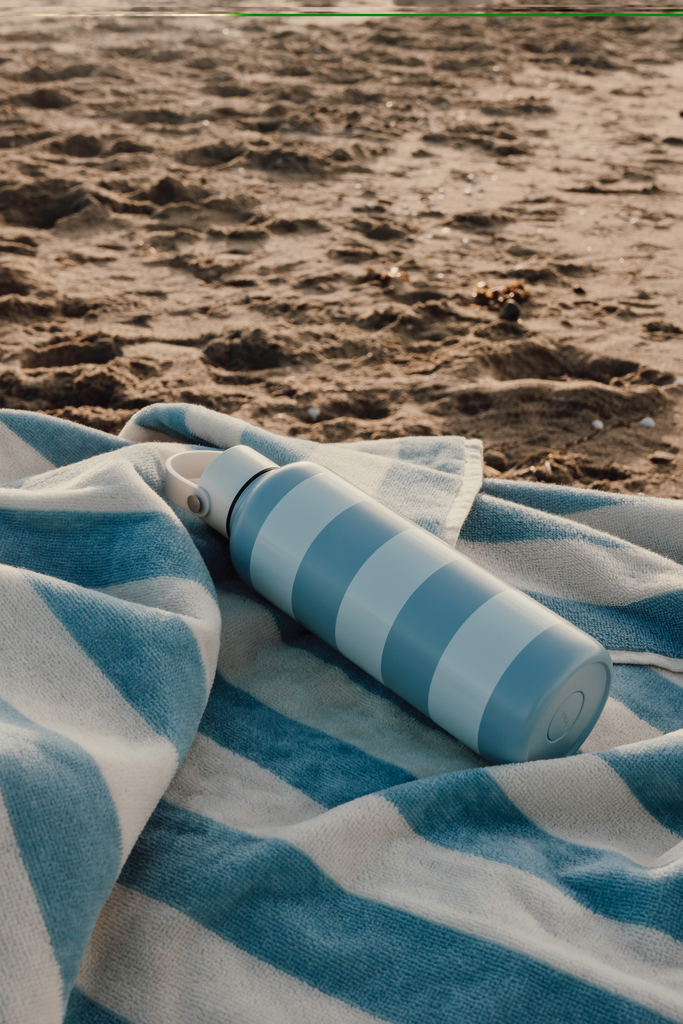 VINGA Lagoa GRS Strandtuch aus recycelter Baumwolle, 160 × 80 cm