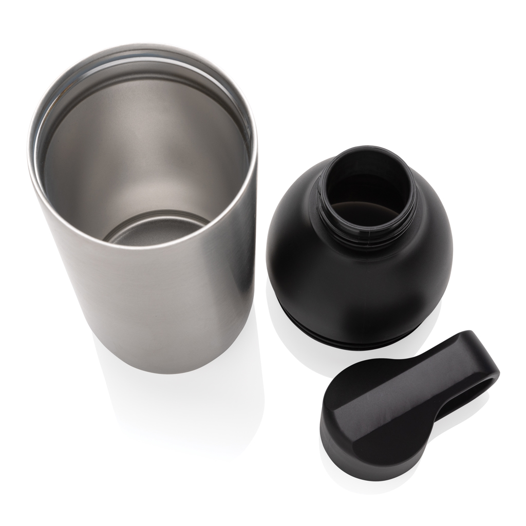 XD Xclusive Flow Vakuumflasche 540 ml aus RCS-recyceltem Edelstahl, bedruckbar XD Xclusive Flow Vakuumflasche 540 ml aus RCS-recyceltem Edelstahl, bedruckbar