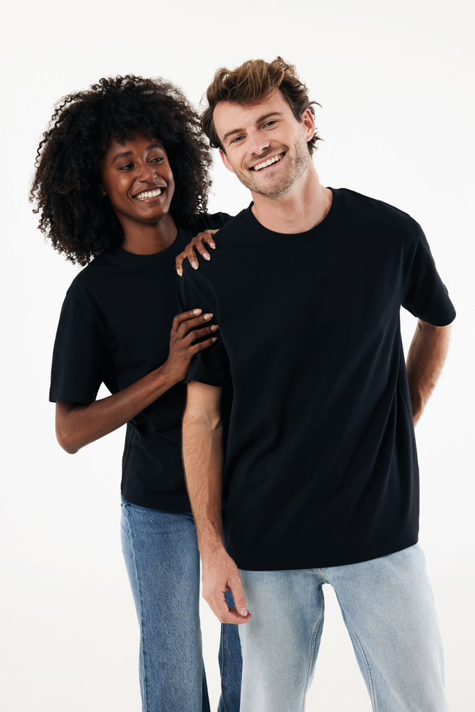 IQONIQ Nikko Heavyweight T-Shirt 220 g/m² aus 50 % Recycling- und 50 % Bio-Baumwolle, OEKO-TEX, mit Logo veredelbar