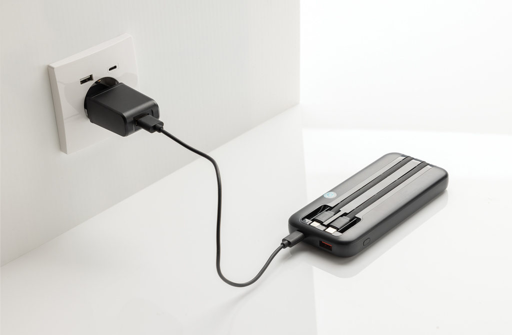 XD Collection Turbopack 10.000 mAh Powerbank rABS mit integrierten Kabeln XD Collection Turbopack 10.000 mAh Powerbank rABS mit integrierten Kabeln