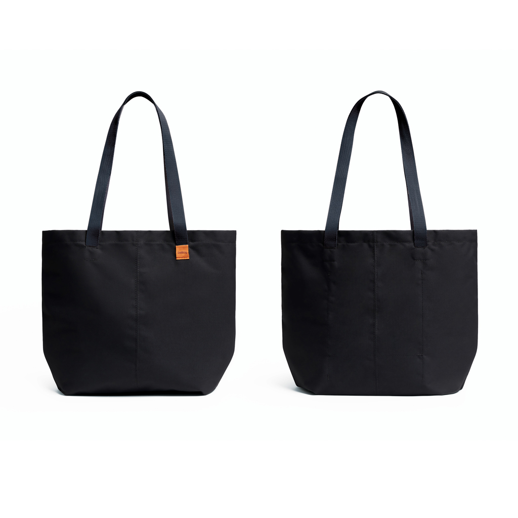 Bellroy Market Tote Einkaufstasche aus recyceltem PET, faltbar mit Flaschen-Sleeves Bellroy Market Tote Einkaufstasche aus recyceltem PET, faltbar mit Flaschen-Sleeves