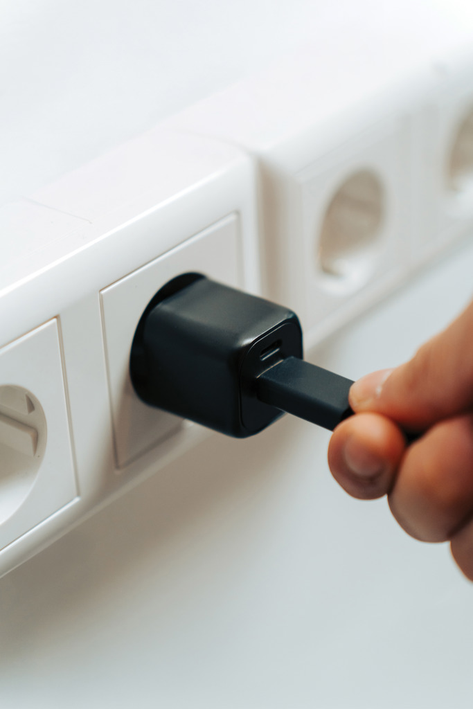 Urban Vitamin Monterey 20W GaN-Ladegerät USB-C PD + USB-A aus 38 % recyceltem PC Urban Vitamin Monterey 20W GaN-Ladegerät USB-C PD + USB-A aus 38 % recyceltem PC