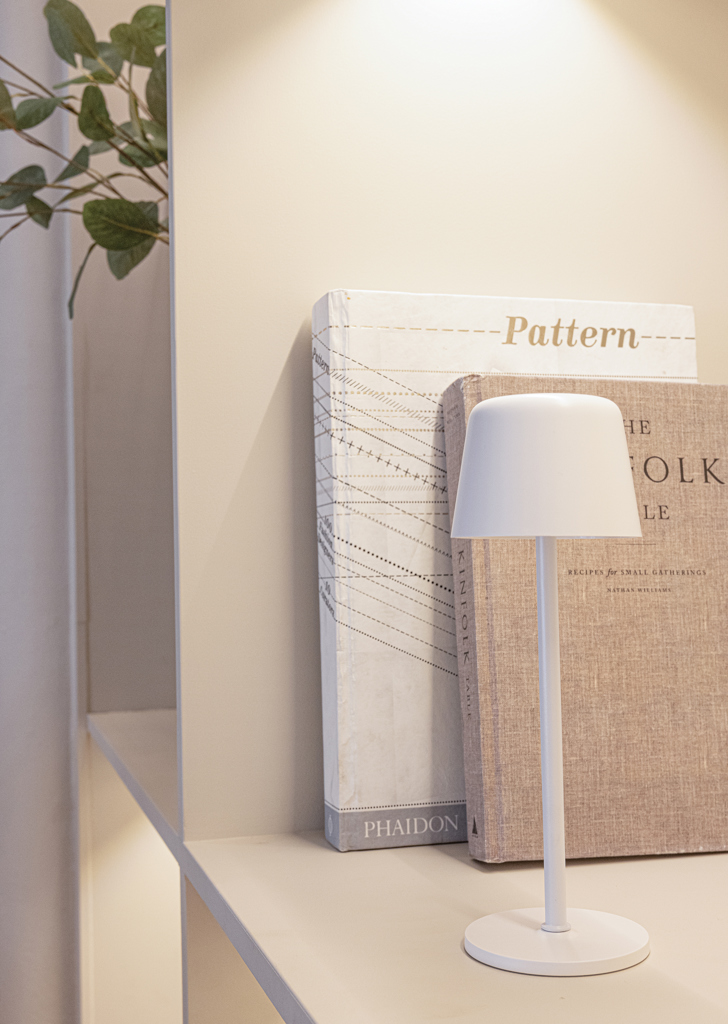 XD Collection Zenic USB-Tischleuchte aus RCS-recyceltem ABS mit Touch-Dimmer