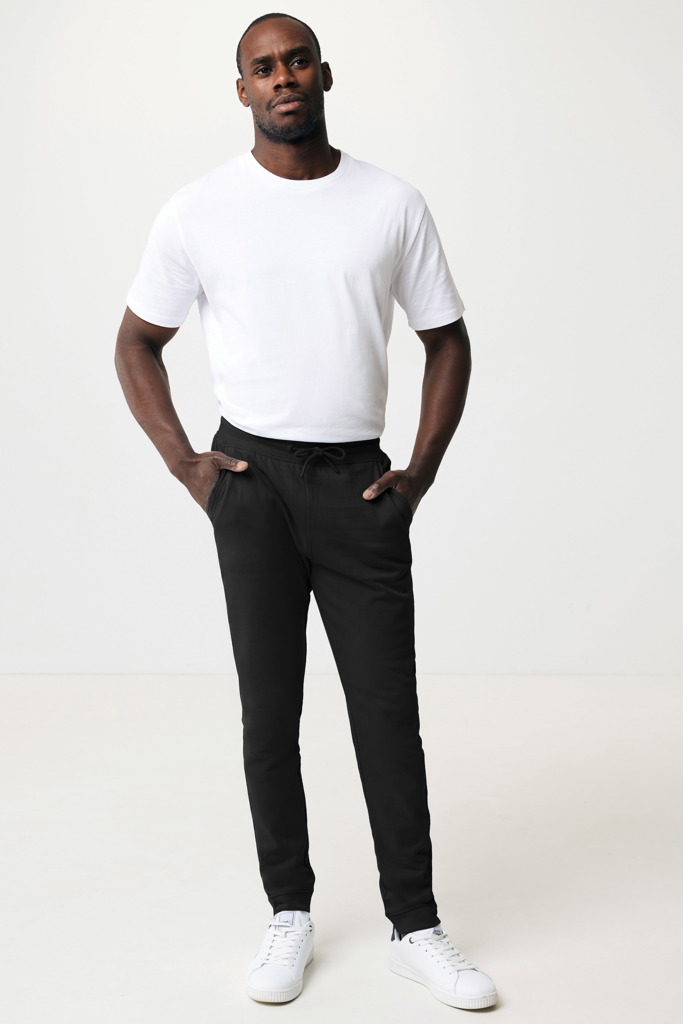 iqoniq Cooper Jogger aus recycelter und biologischer Baumwolle, 340 g/m², bestickbar