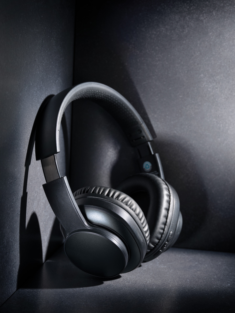 XD Xclusive Terra Bluetooth-Kopfhörer aus 70 % recyceltem Aluminium XD Xclusive Terra Bluetooth-Kopfhörer aus 70 % recyceltem Aluminium