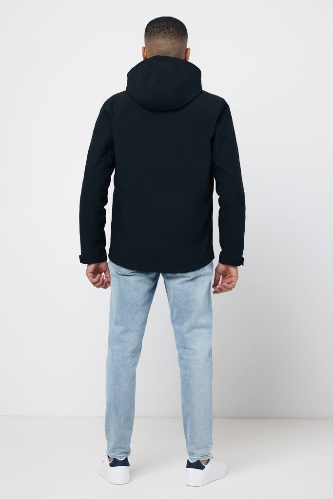 IQONIQ Makalu Herren-Softshelljacke aus 100% recyceltem Material mit Logo-Veredelung IQONIQ Makalu Herren-Softshelljacke aus 100% recyceltem Material mit Logo-Veredelung