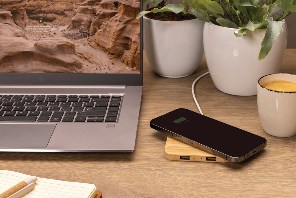 BambooCharge 10W Wireless USB-Ladegerät – Innovatives Werbegeschenk mit Logo BambooCharge 10W Wireless USB-Ladegerät – Innovatives Werbegeschenk mit Logo