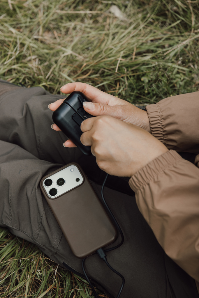 Nordic Drift Everest Dual-Handwärmer mit 6.000-mAh-Powerbank, mit Logo-Gravur Nordic Drift Everest Dual-Handwärmer mit 6.000-mAh-Powerbank, mit Logo-Gravur