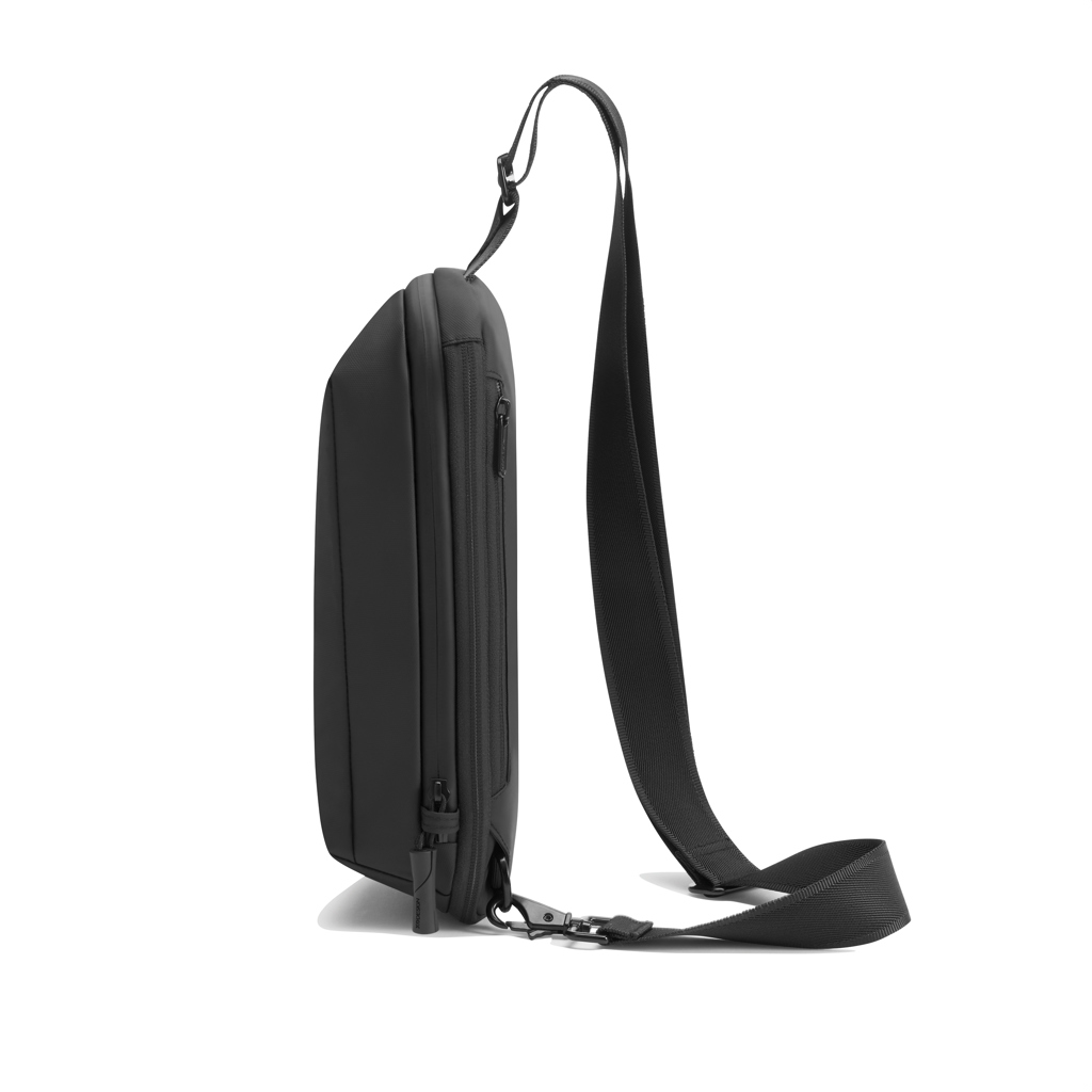 XD Design Urban Sling-Bag wasserabweisend, R-PET-Trageriemen