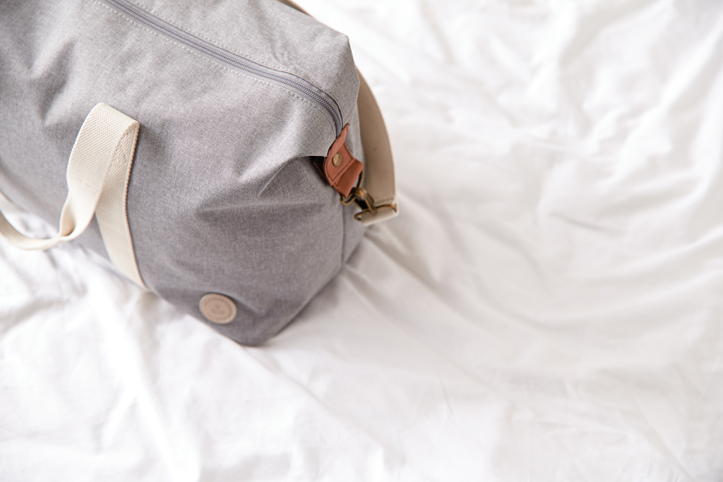 VINGA Sortino Wochenendtasche aus PET mit PU-Details, bestickbar