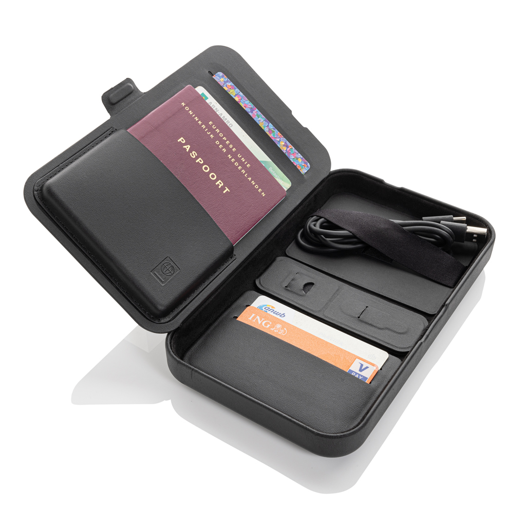 Swiss Peak Travel-Case mit 3-in-1-Wireless-Charger aus RCS-recyceltem PU Swiss Peak Travel-Case mit 3-in-1-Wireless-Charger aus RCS-recyceltem PU