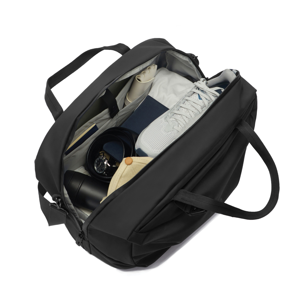 XD Design Urban Wochenendtasche wasserabweisend, recyceltes PET-Futter, mit Logo bedruckbar XD Design Urban Wochenendtasche wasserabweisend, recyceltes PET-Futter, mit Logo bedruckbar