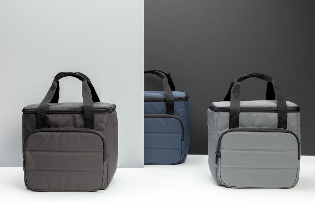 Impact AWARE RPET Kühltasche schwarz – mit Logo bedruckbar