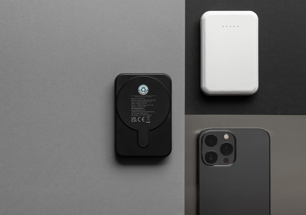 XD Collection Stellar 5.000 mAh Magnet-Powerbank mit kabellosem 5W-Laden, RCS-recyceltes ABS XD Collection Stellar 5.000 mAh Magnet-Powerbank mit kabellosem 5W-Laden, RCS-recyceltes ABS