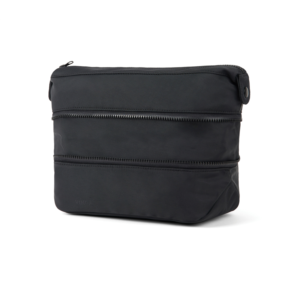 VINGA Baltimore Neo RCS erweiterbare Kulturtasche 5,5–7 l mit Logo VINGA Baltimore Neo RCS erweiterbare Kulturtasche 5,5–7 l mit Logo