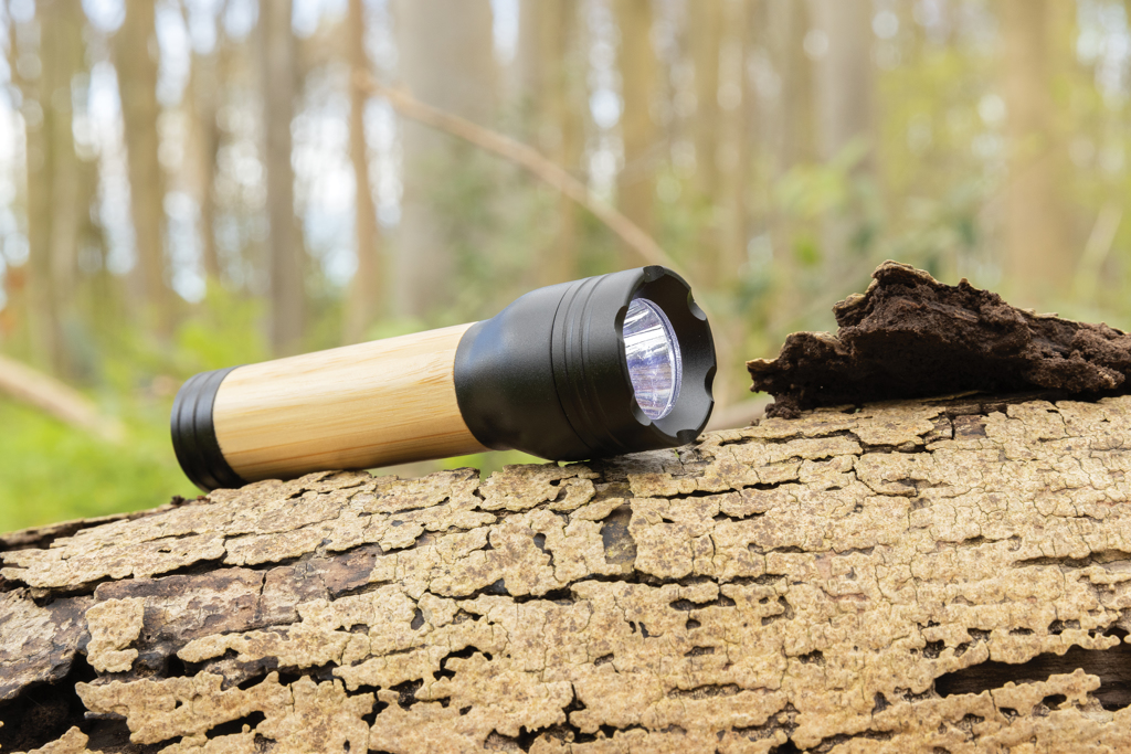 Lucid 3W USB-Taschenlampe aus FSC-Bambus und recyceltem ABS – mit Logo bedruckbar
