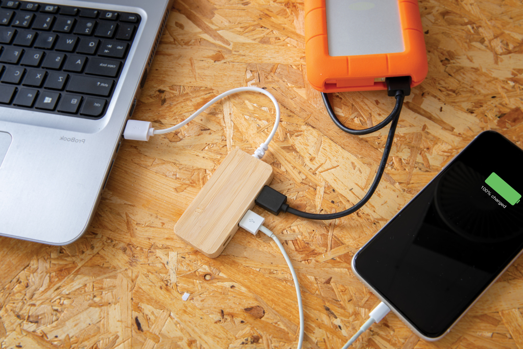 Bambus USB 2.0 Hub, 2x USB-A + USB-C, PVC-frei – braun