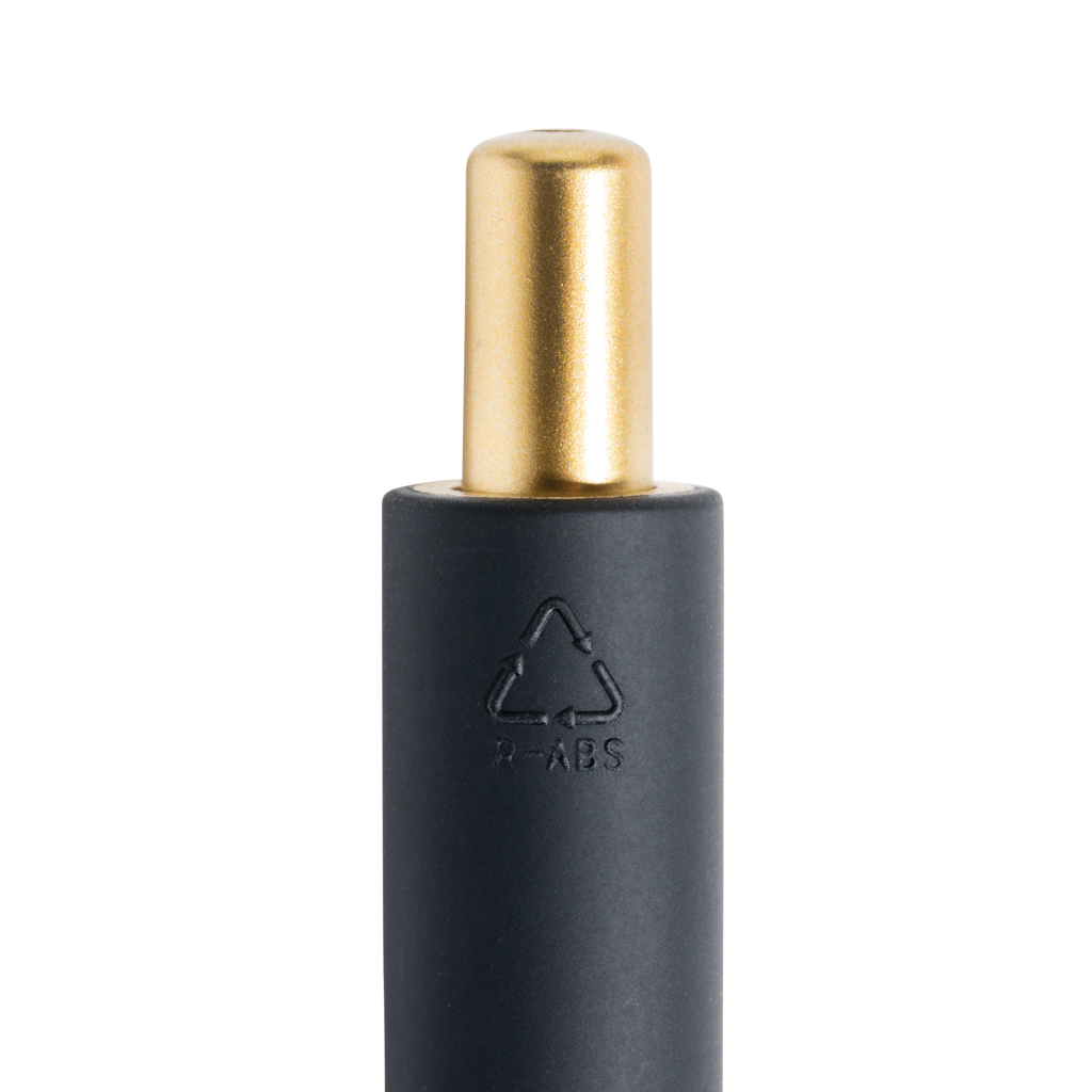 XD Xclusive EDGE RCS Kugelschreiber dreiseitig, 36 % Recyclinganteil, bedruckbar