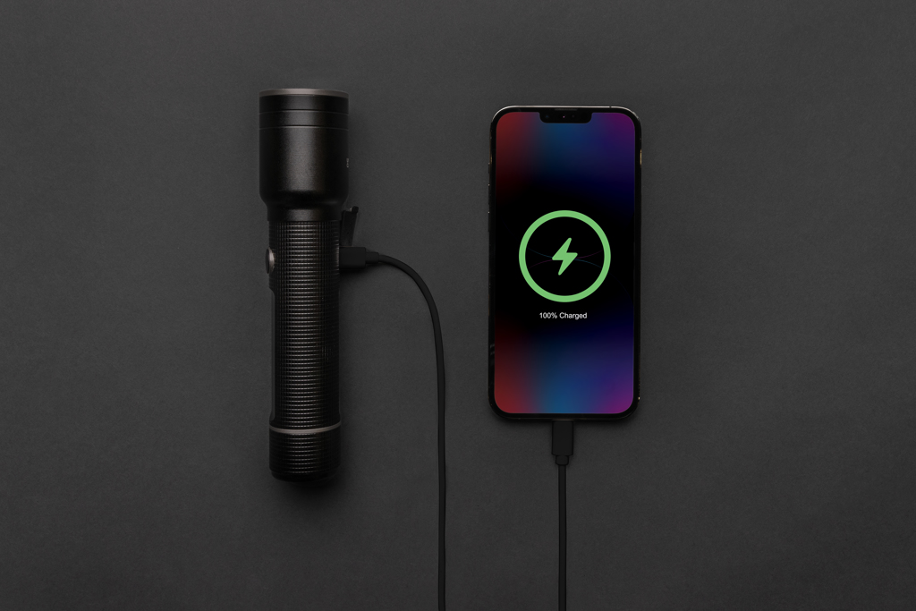 GearX Heavy-Duty USB-Taschenlampe aus 77 % RCS-recyceltem Aluminium, 1500 Lumen GearX Heavy-Duty USB-Taschenlampe aus 77 % RCS-recyceltem Aluminium, 1500 Lumen