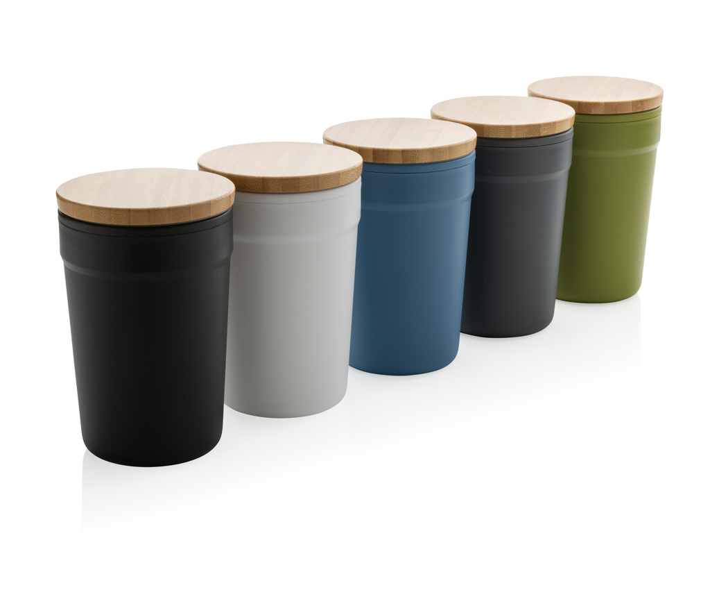 Becher PURE, weiß – Elegantes Event-Geschenk mit Bambusdeckel Becher PURE, weiß – Elegantes Event-Geschenk mit Bambusdeckel
