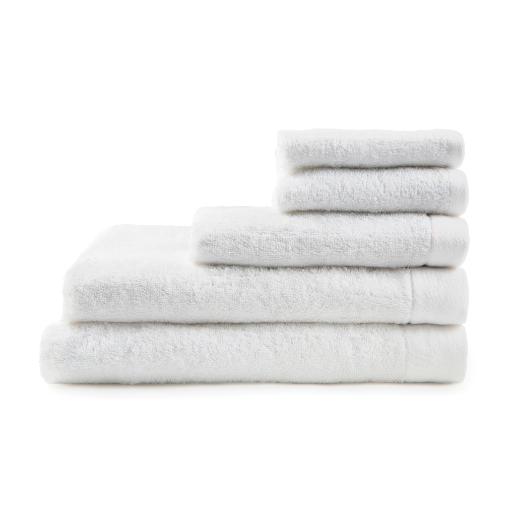 VINGA Birch Handtuch 70×140 cm, 450 g/m² aus Baumwolle und Lyocell — mit Stickerei veredelbar