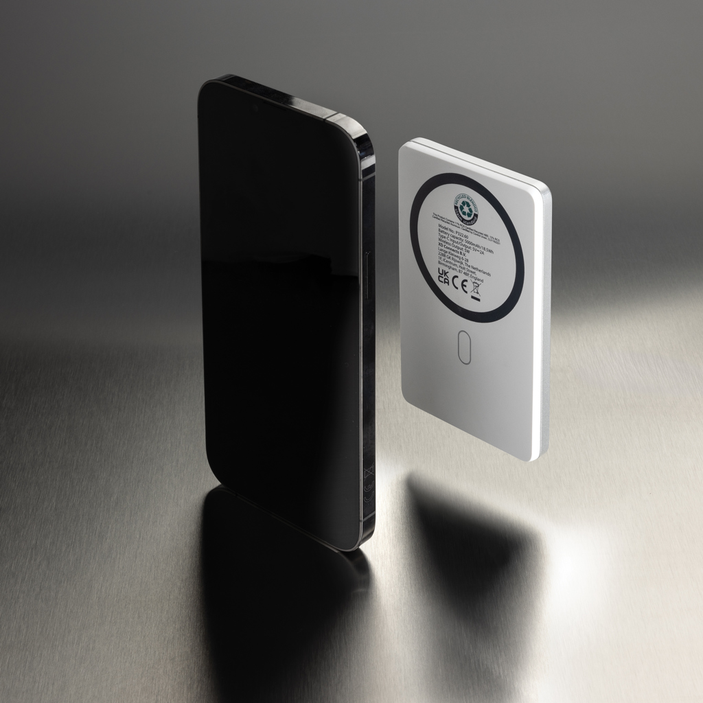 XD Collection Orion Powerbank 5.000 mAh magnetisch — recyceltes Aluminium, bedruckbar XD Collection Orion Powerbank 5.000 mAh magnetisch — recyceltes Aluminium, bedruckbar