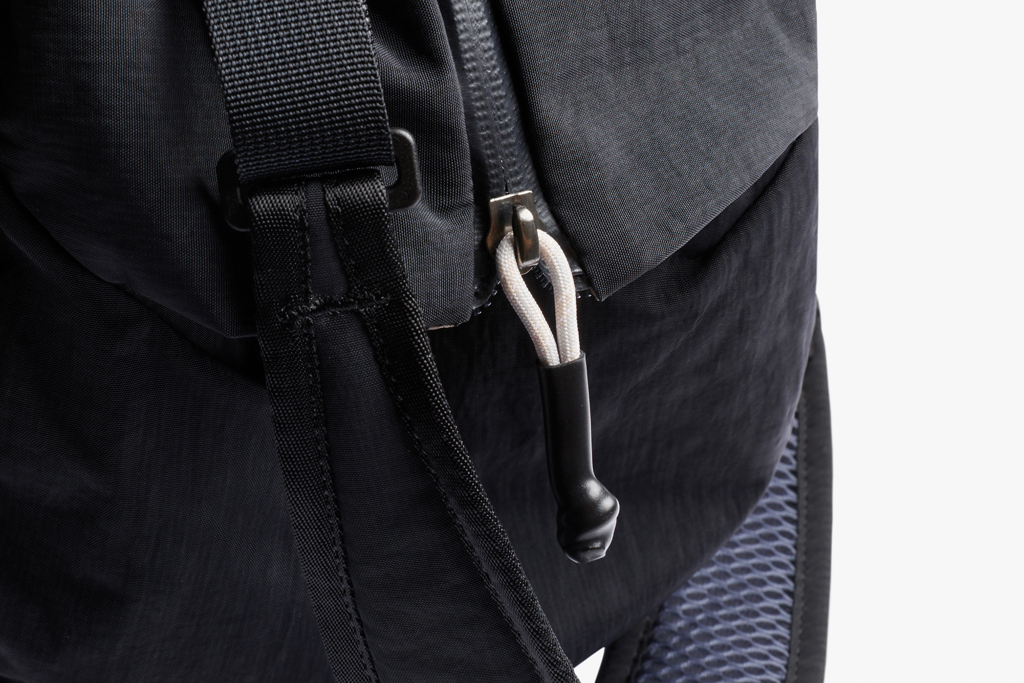 Bellroy Lite Duffel Reisetasche aus recyceltem PET Bellroy Lite Duffel Reisetasche aus recyceltem PET